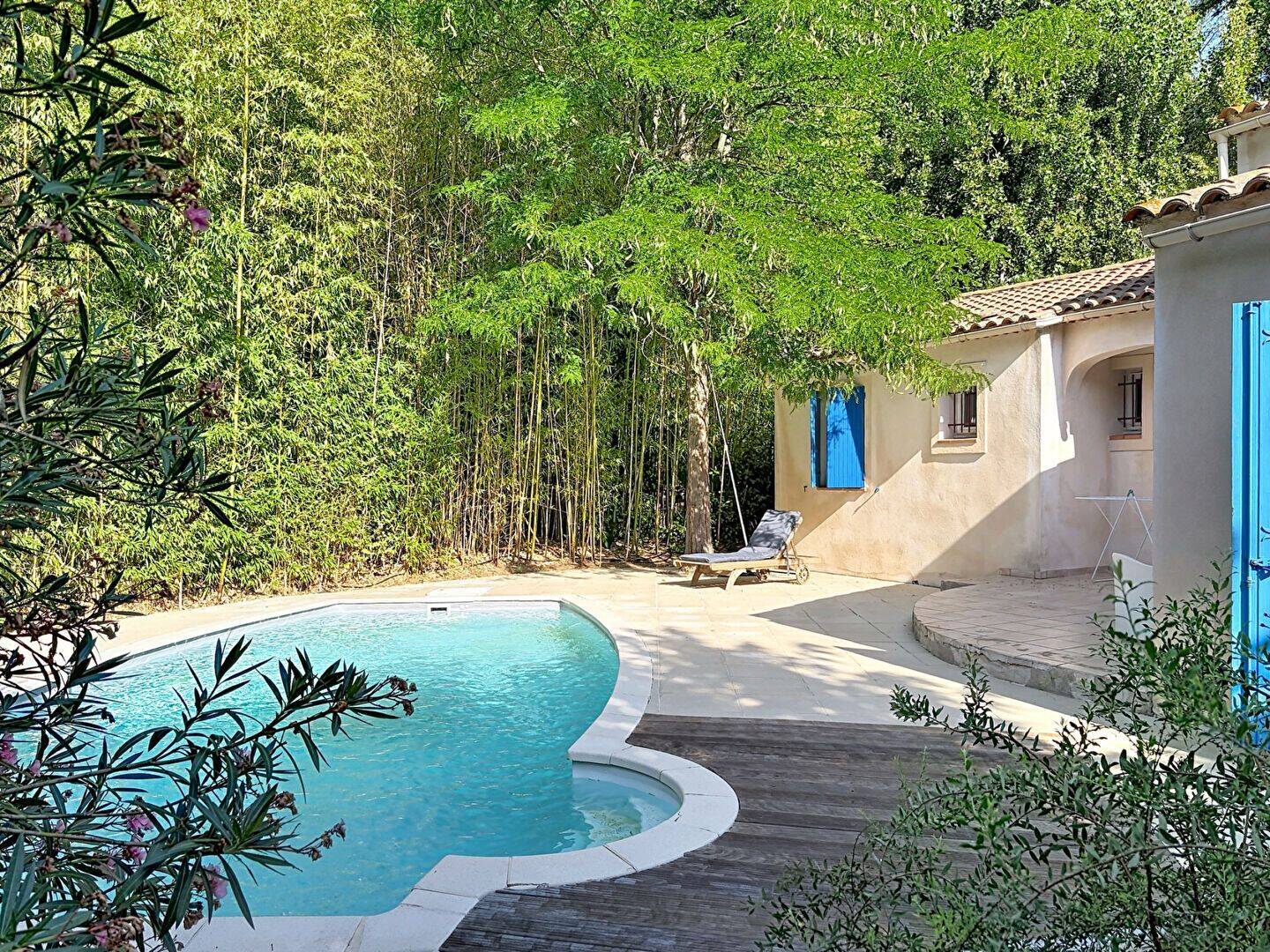 Maison 5 pièces 140 m² · à Saint-Marc-Jaumegarde · 140 m² · 880 000 €