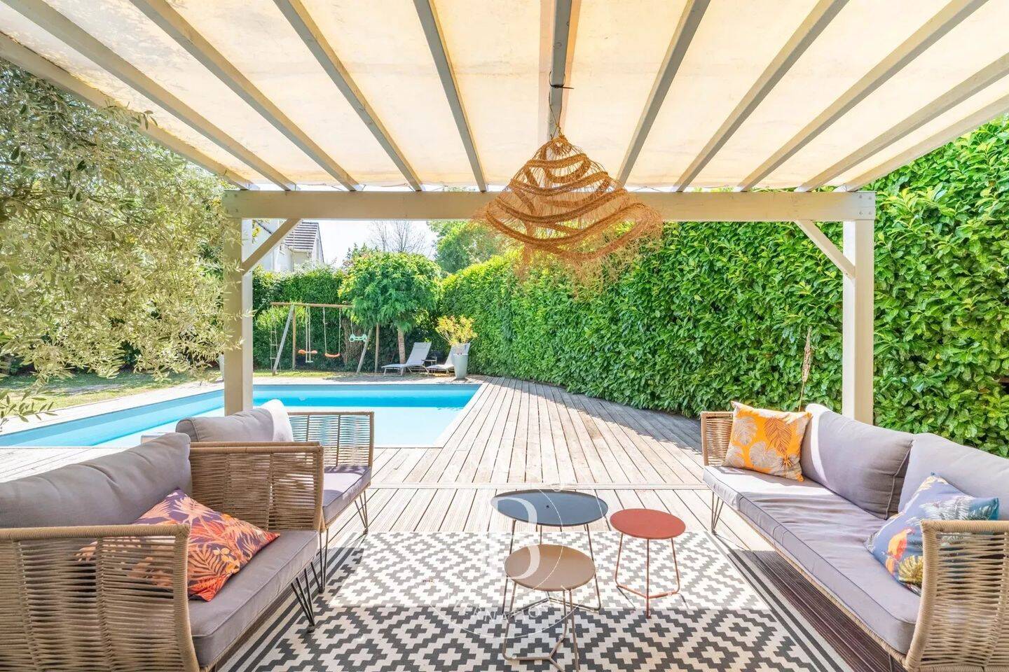 Maison 7 pièces 185 m² · à Morainvilliers · 184,7 m² · 759 000 €