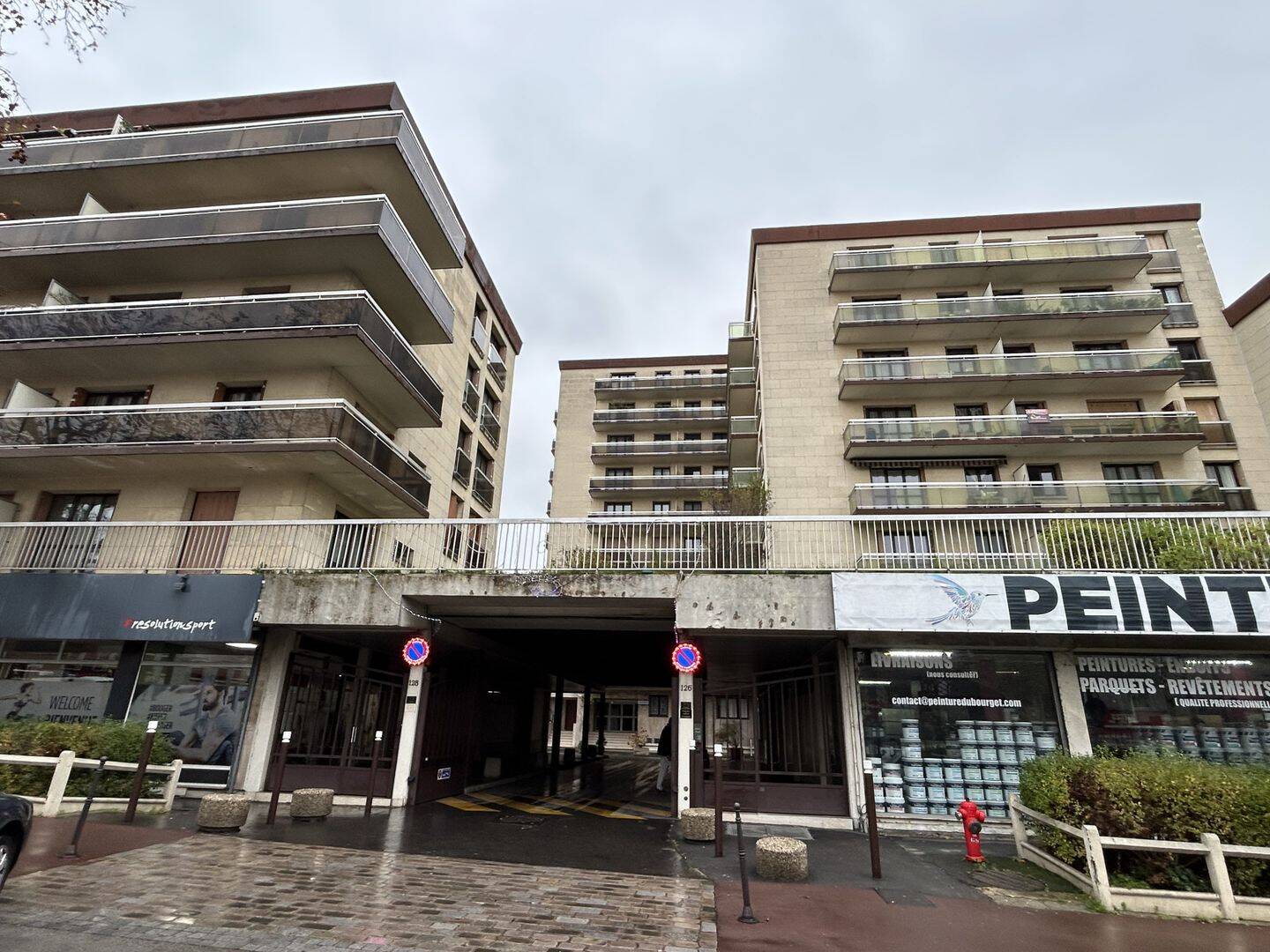 Appartement 4 pièces 77 m² · à Le Bourget · 76,7 m² · 210 000 €