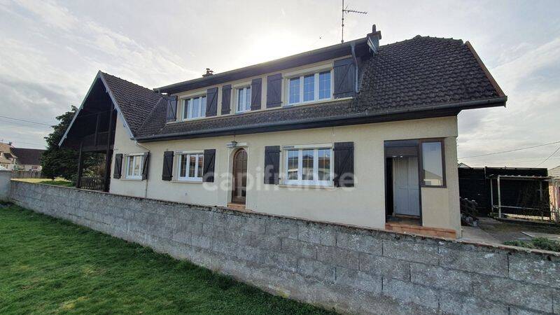 Maison 5 pièces 120 m² · à Saint-Sauveur · 120 m² · 154 000 €