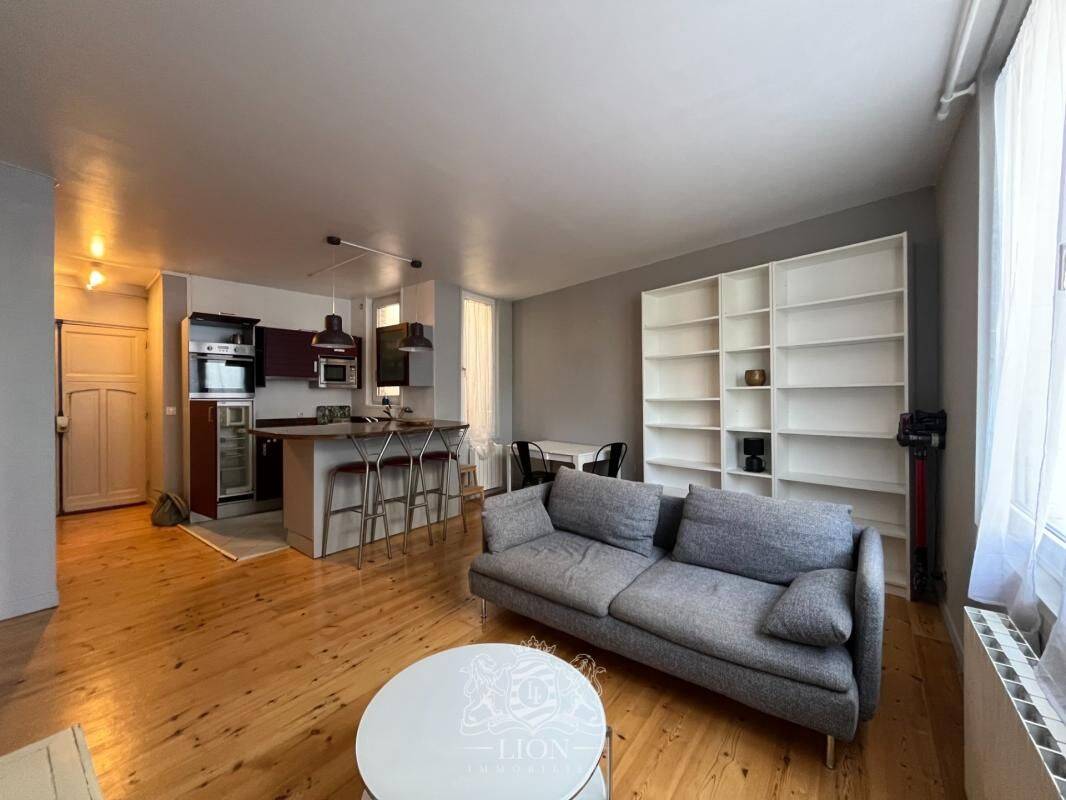 Appartement 2 pièces 54 m² · à Lille · 54 m² · 988 €