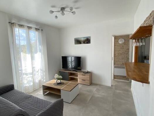 Appartement à louer 1 030 € 2 pièces 1 chambre 41,6 m² 1 étages Gardure Bouc-Bel-Air 13320