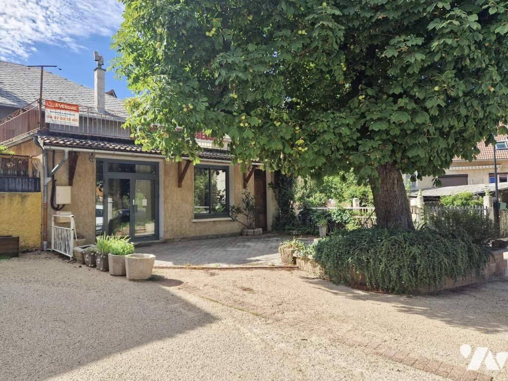 Maison 6 pièces 130 m² · à La Bâtie-Neuve · 130 m² · 159 000 €