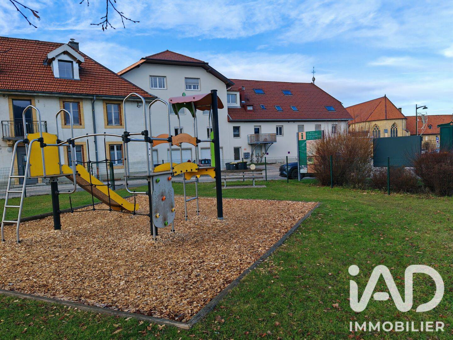 Appartement 5 pièces 108 m² · à Montlebon · 108 m² · 876 €