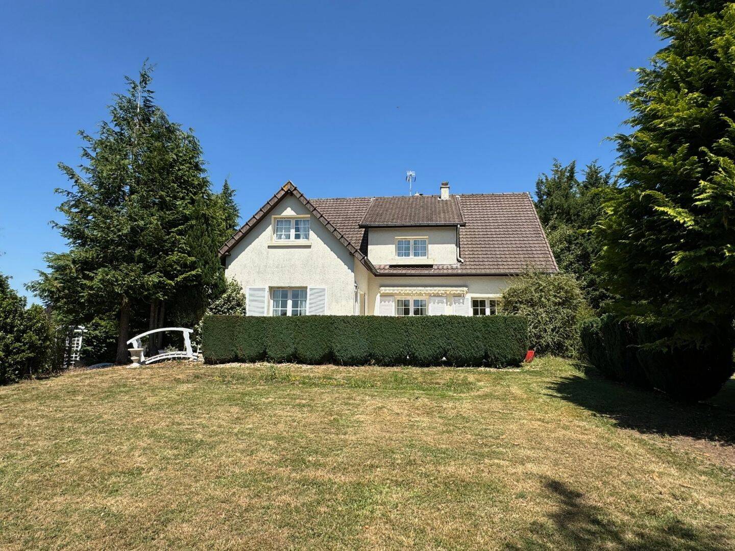 Maison 6 pièces 175 m² · à Bernay · 175 m² · 273 000 €