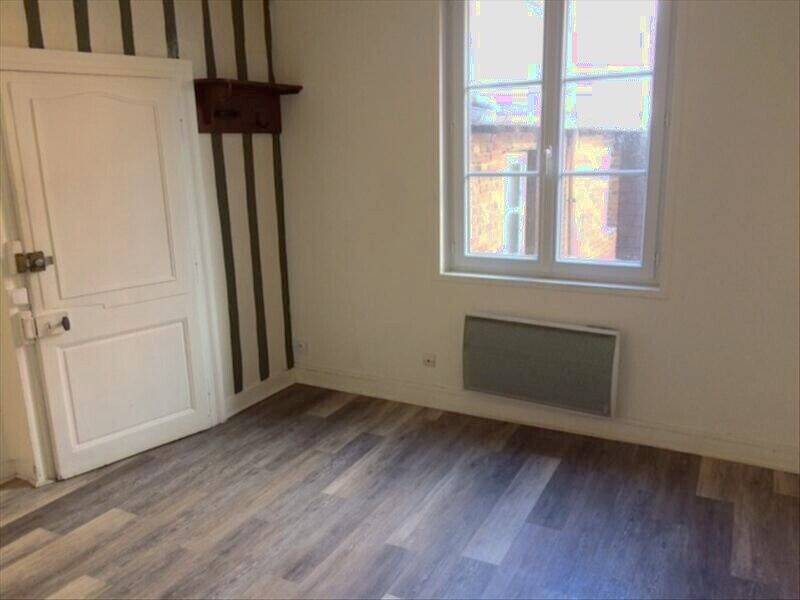 Appartement 2 pièces 28 m² · à Lisieux · 28 m² · 355 €/mois