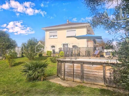 Maison à vendre 275 000 € 6 pièces 3 chambres 129 m² 962 m² de terrain Poey-de-Lescar 64230