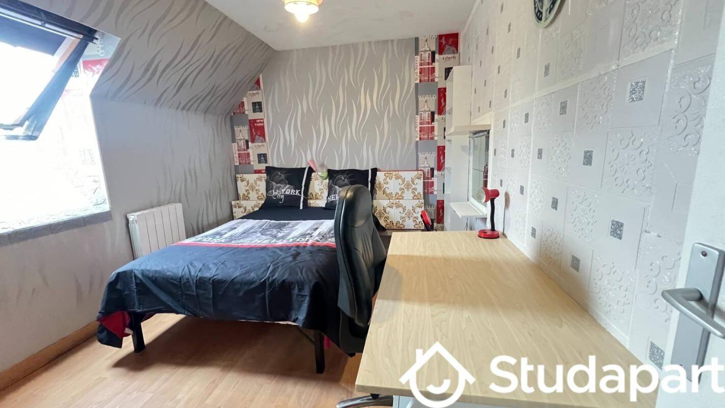 Appartement 1 pièce 14 m² · à Orléans · 14 m² · 450 €