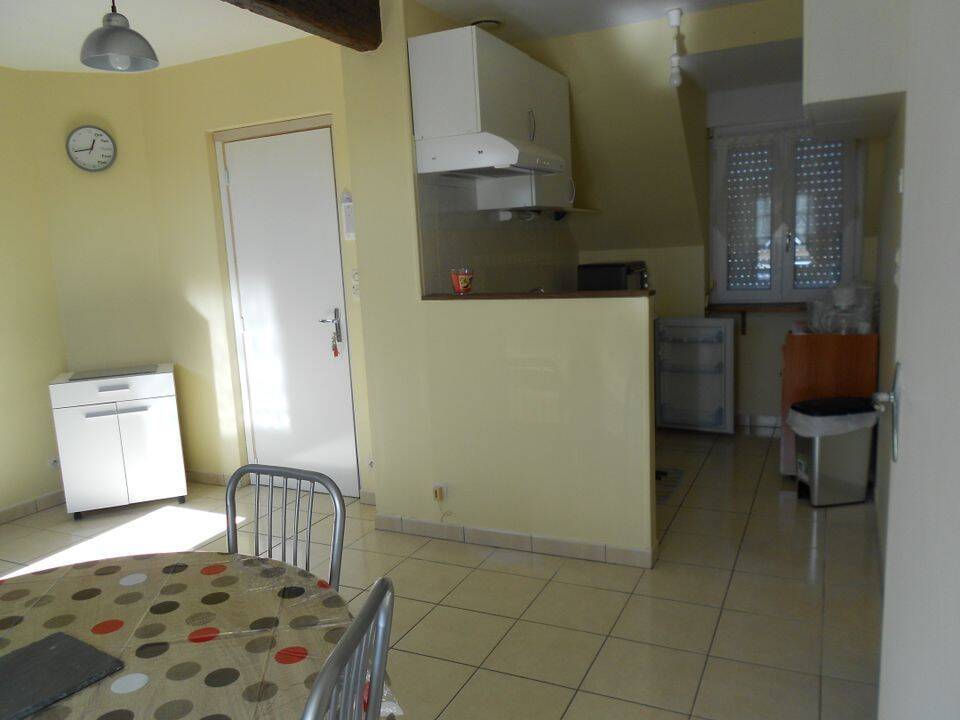 Appartement 2 pièces 30 m² · à Varennes-Changy · 30 m² · 380 €