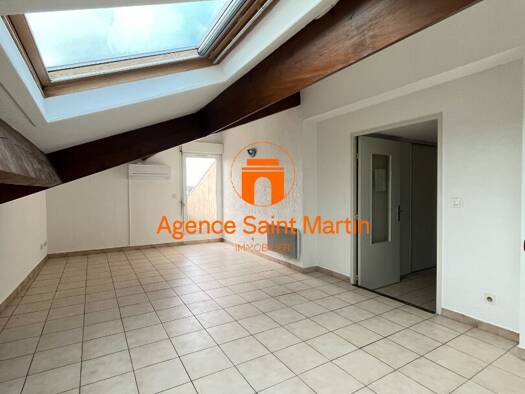 Appartement à louer 550 € 1 pièce 31 m² Étage 4/4 Ville-Basse Montélimar 26200
