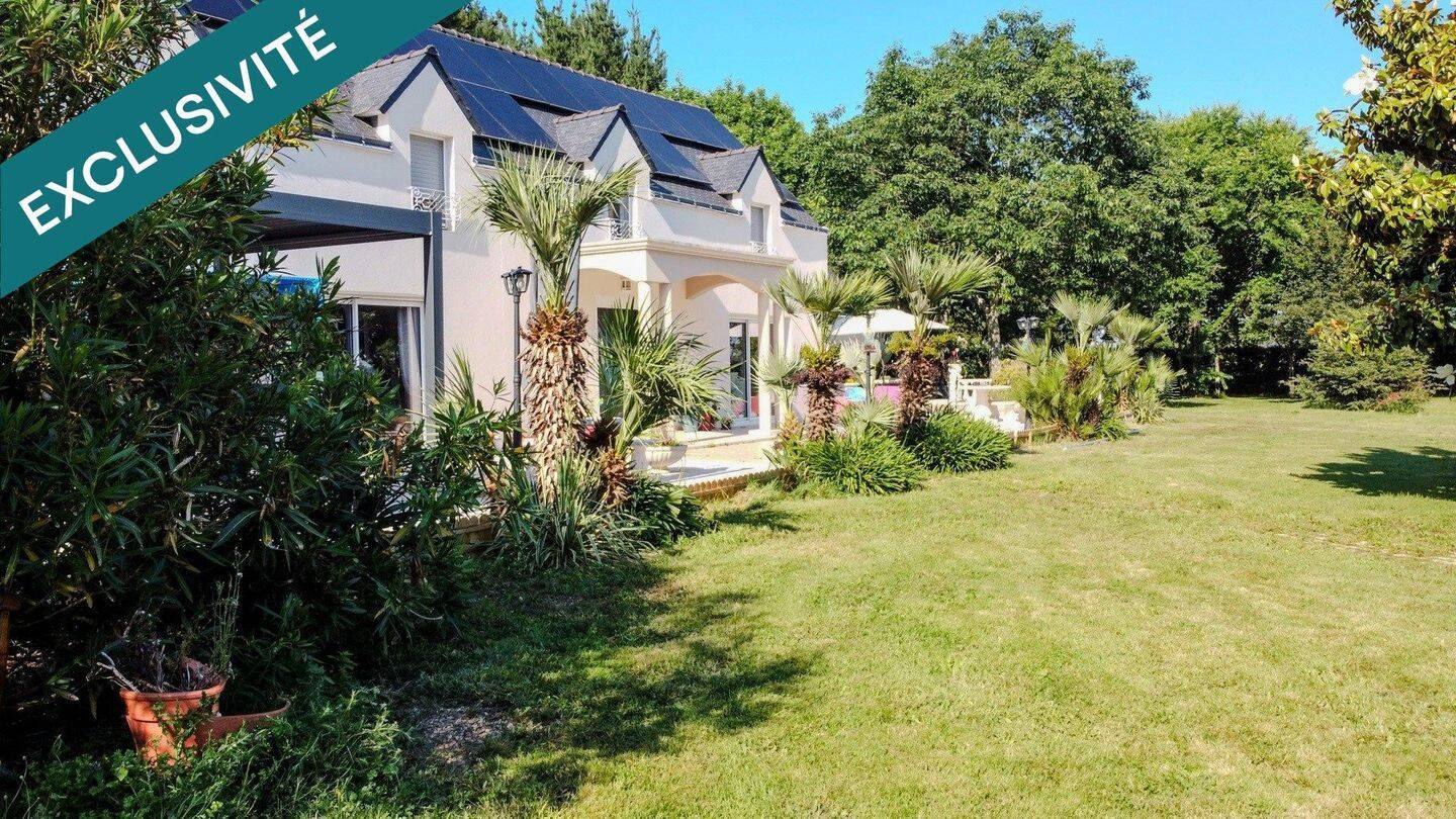 Maison 8 pièces 242 m² · à Drefféac · 242 m² · 880 000 €