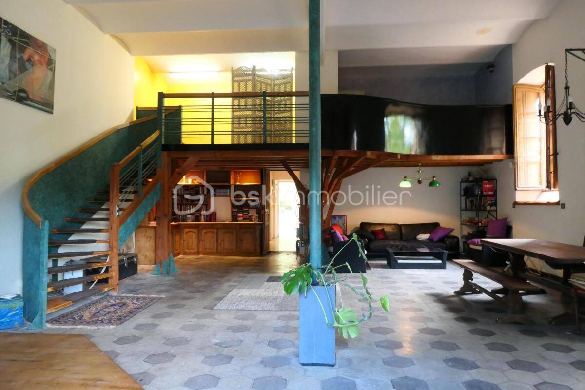 Maison 3 pièces 161 m² · à Molières-sur-Cèze · 161 m² · 169 000 €