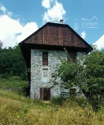 Maison 5 pièces 250 m² · à Saint-Colomban-des-Villards · 250 m² · 295 000 €