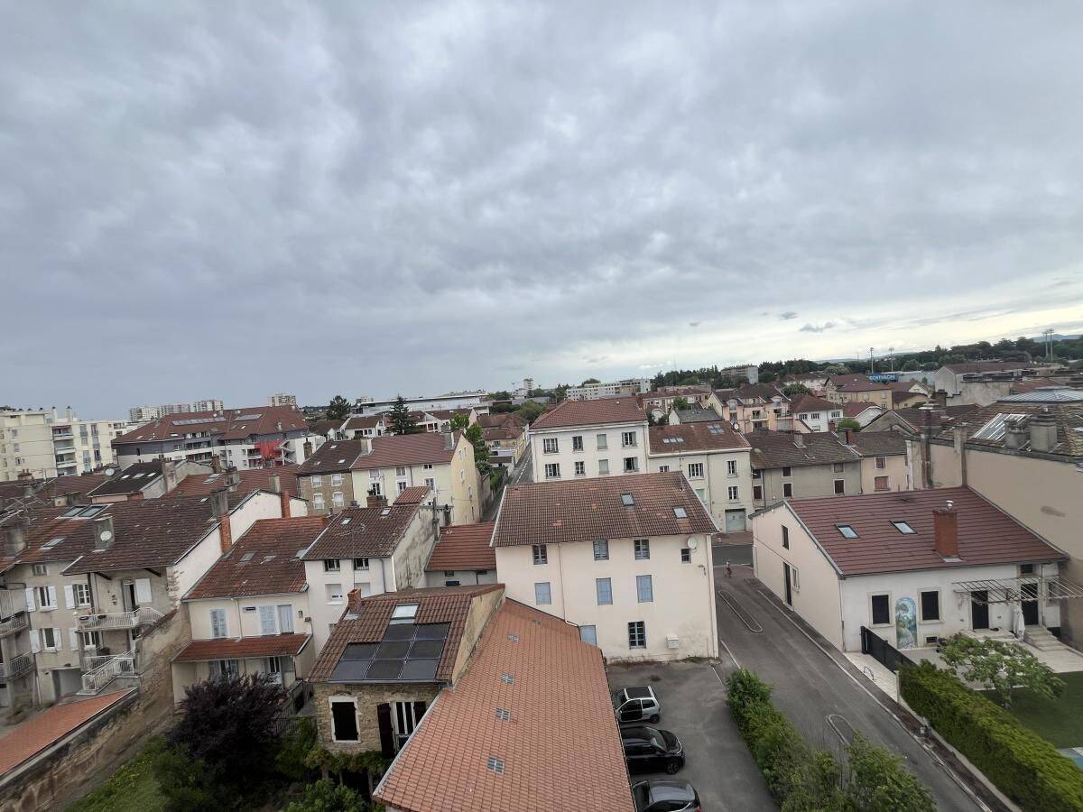 Appartement 2 pièces 62 m² · à Bourg-en-Bresse · 62,4 m² · 800 €