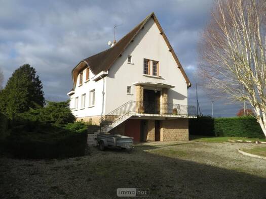 Maison à vendre 216 275 € 7 pièces 6 chambres 167 m² 2 399 m² de terrain Vire Normandie 14500