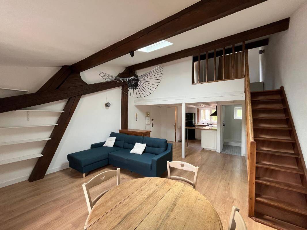 Appartement 2 pièces 59 m² · à Lyon 9ème Arrondissement · 58,6 m² · 990 €