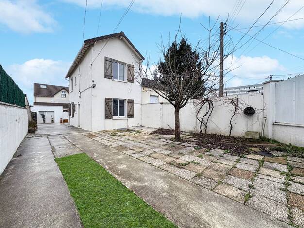 Maison à vendre 329 900 € 5 pièces 4 chambres 115 m² 236 m² de terrain Vaillant Couturier Bezons 95870