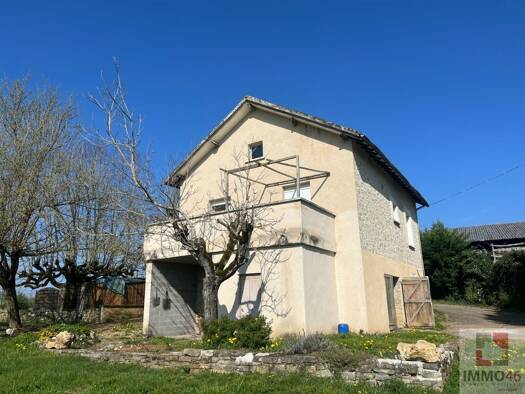 Maison à louer 800 € 4 pièces 3 chambres 77 m² 900 m² de terrain Glanes 46130