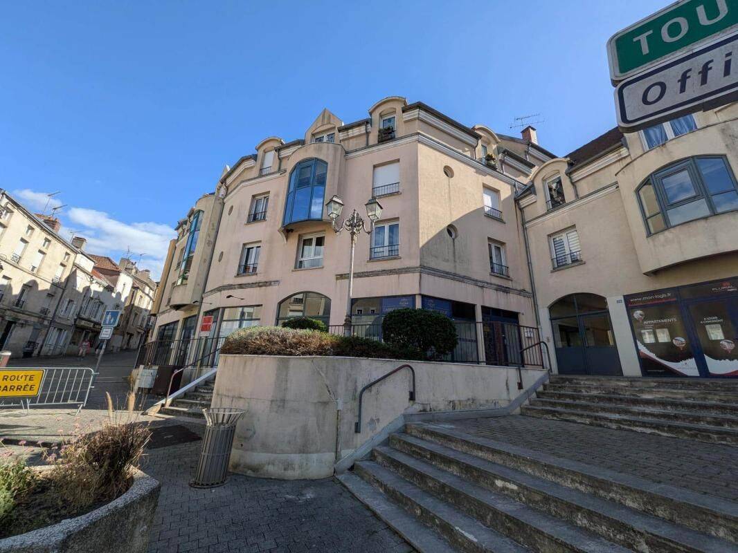 Appartement 4 pièces 81 m² · à Chaumont · 81 m² · 705 €/mois