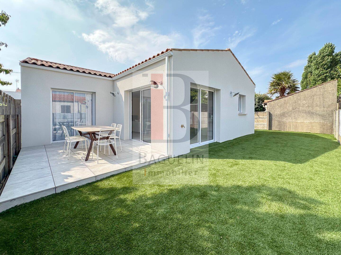 Maison 4 pièces 99 m² · à Fouras · 99 m² · 1 400 €