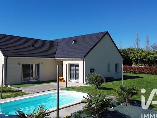 Maison de plain-pied à vendre 349 900 € 9 pièces 6 chambres 162 m² 6 429 m² de terrain Ardentes 36120