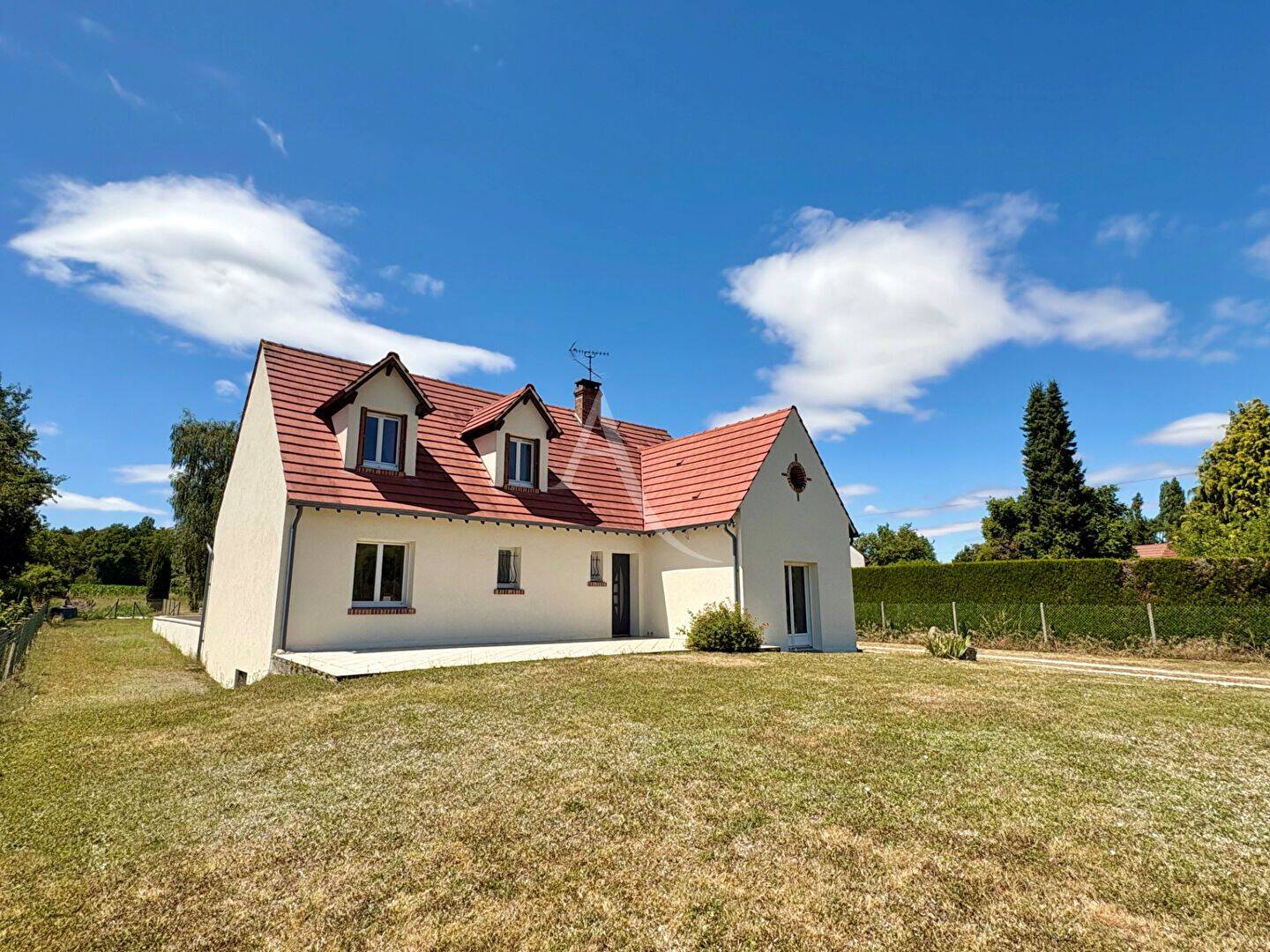 Maison 6 pièces 150 m² · à Donnery · 150 m² · 374 500 €