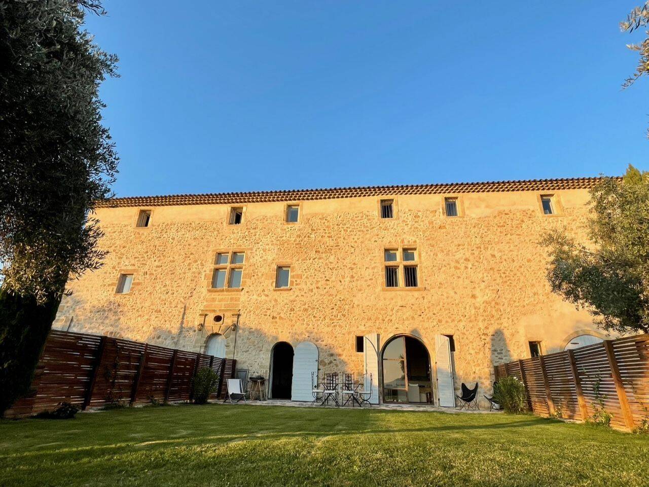 Appartement 3 pièces 136 m² · à Pertuis · 136 m² · 1 685 €