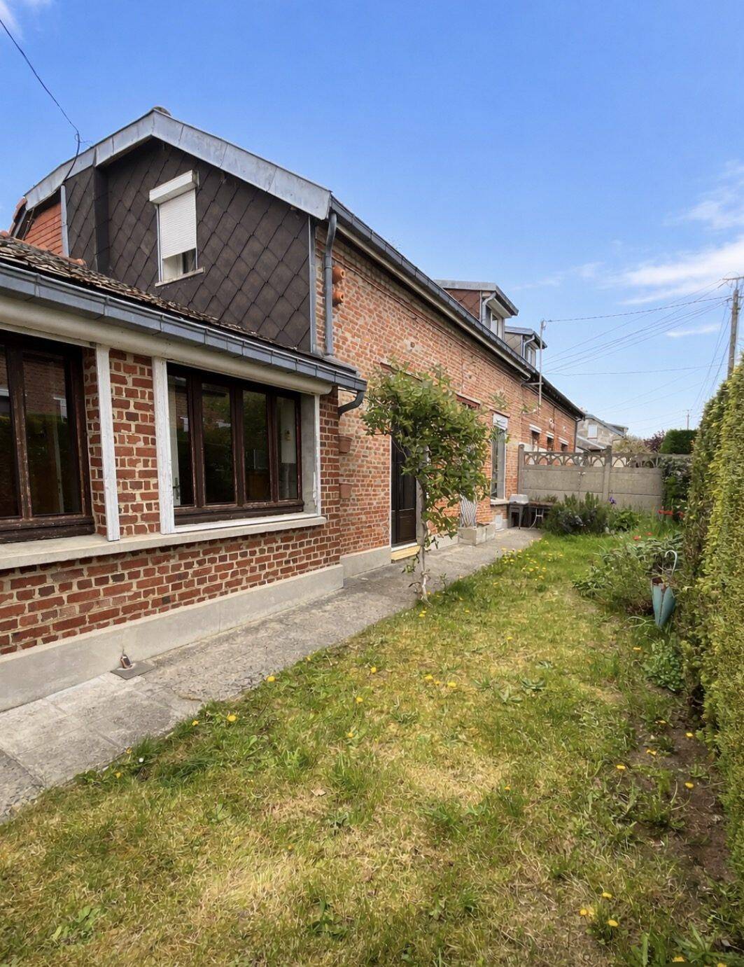Maison 4 pièces 69 m² · à Le Cateau-Cambrésis · 69 m² · 77 000 €