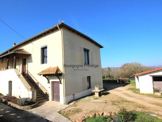 Maison de ville à vendre 179 000 € 3 pièces 1 chambre 70 m² 7 605 m² de terrain Centre Ville Tournus 71700