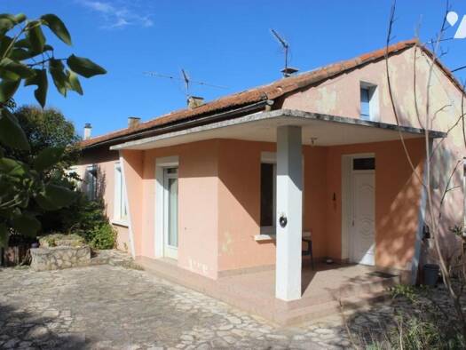 Maison de plain-pied à vendre 236 000 € 5 pièces 3 chambres 71 m² 1 524 m² de terrain Valréas 84600