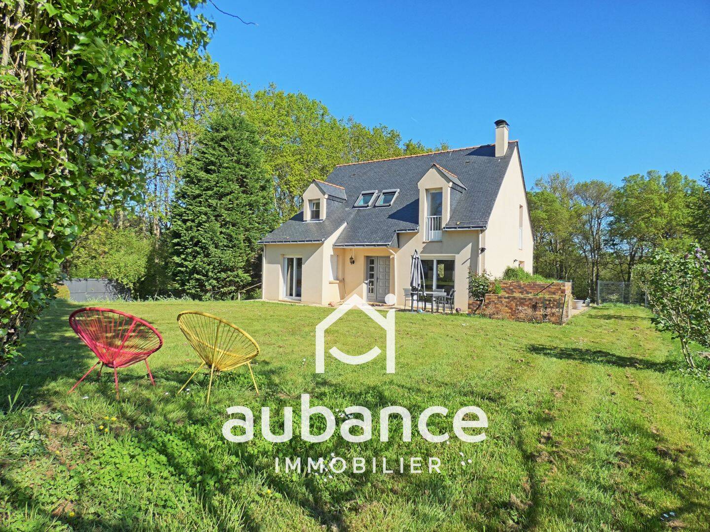 Maison 5 pièces 135 m² · à Les Garennes sur Loire · 135 m² · 459 000 €