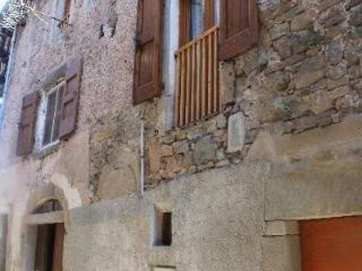 Maison à vendre 64 000 € 5 pièces 4 chambres 120 m² Saint-Félix-de-Sorgues 12400