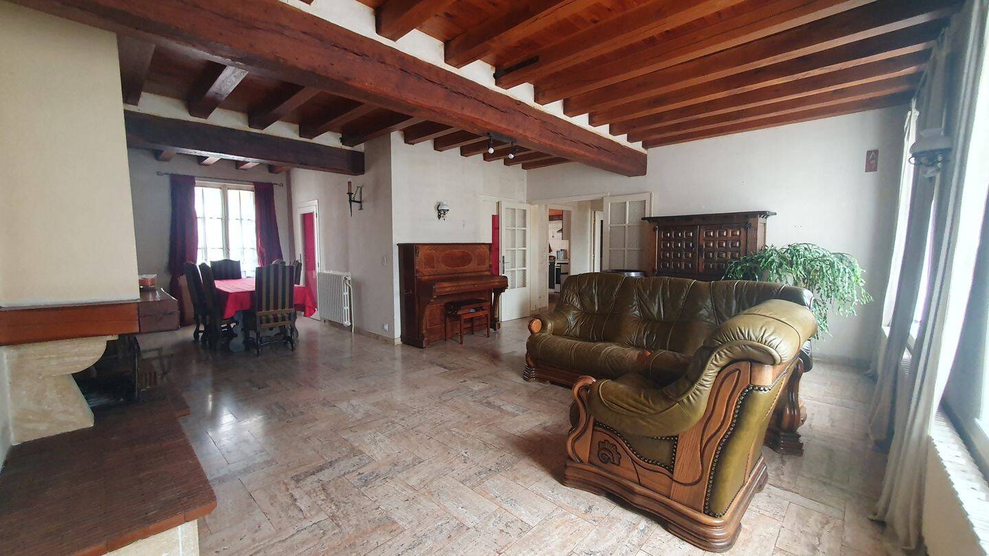 Maison 7 pièces 135 m² · à Condé-en-Brie · 135 m² · 146 590 €
