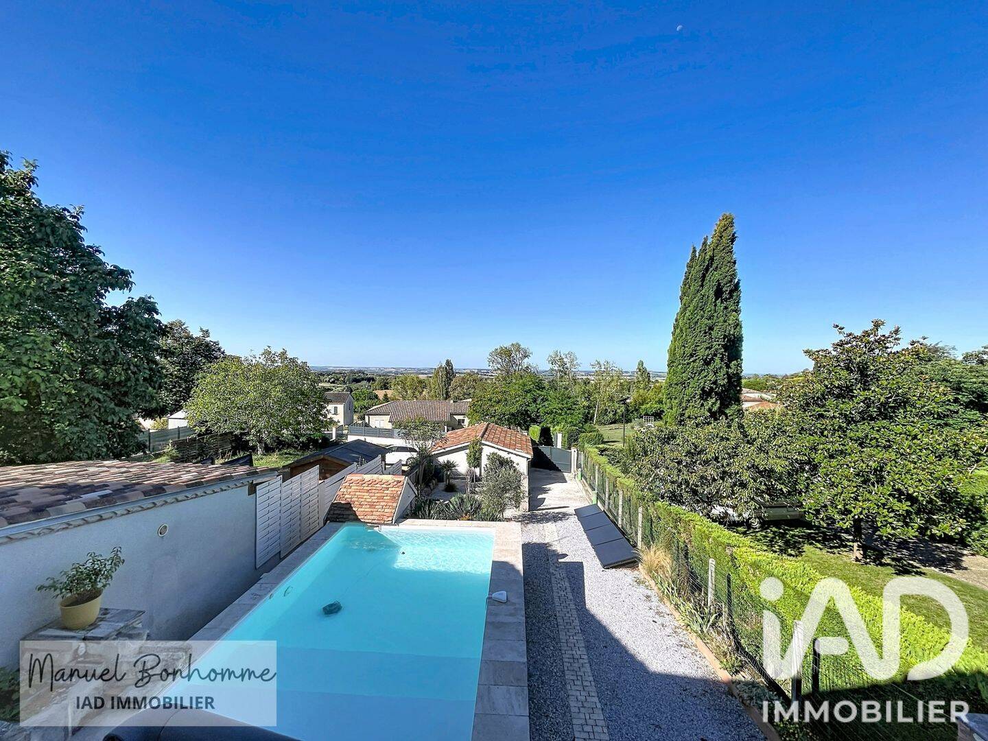 Maison 7 pièces 210 m² · à Laplume · 210 m² · 359 900 €