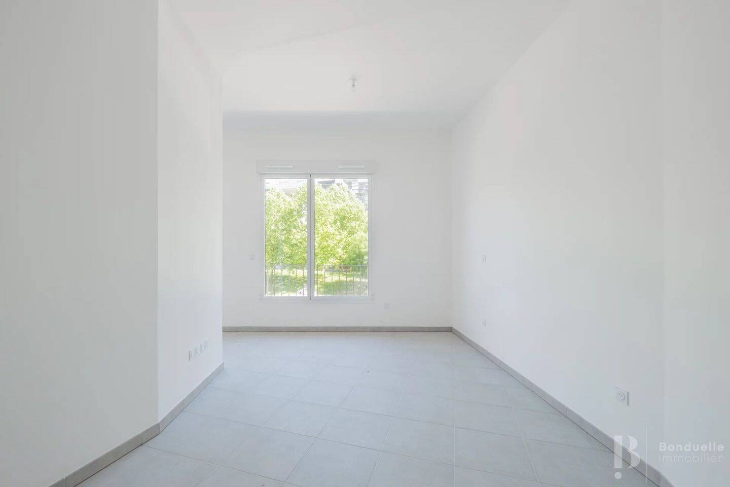 Appartement 1 pièce 35 m² · à Bordeaux · 34,7 m² · 695 €