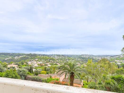 Appartement à vendre 365 000 € 4 pièces 3 chambres 103 m² Étage 1/1 Sainte Colombe Vence 06140