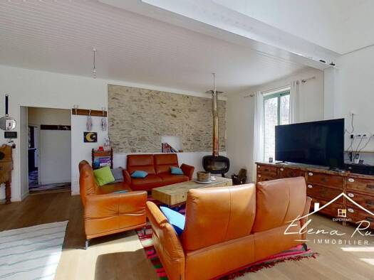 Maison à vendre 936 000 € 8 pièces 6 chambres 200 m² 12 900 m² de terrain Bullion 78830