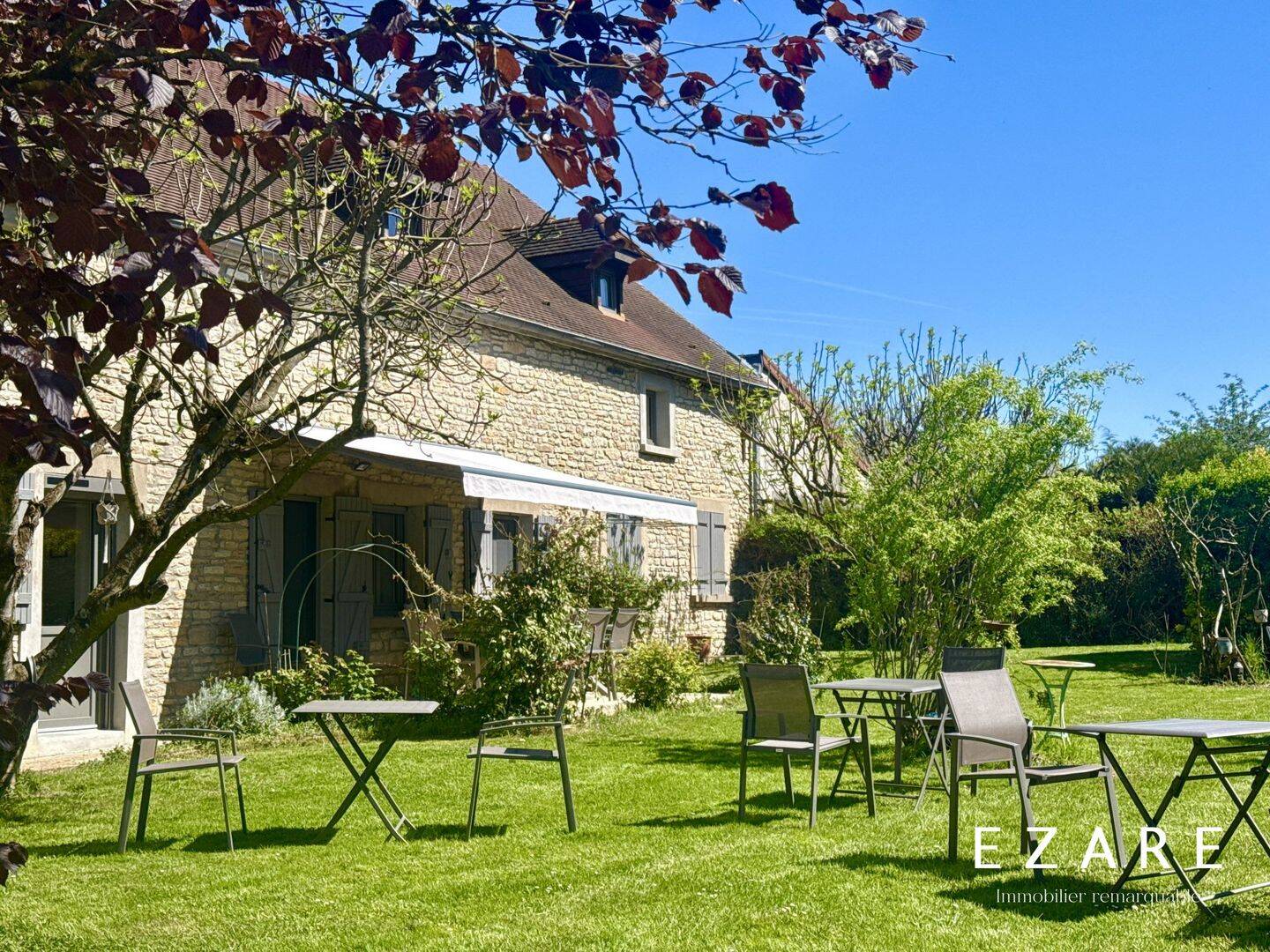 Maison 14 pièces 309 m² · à Beaune · 309,2 m² · 985 000 €