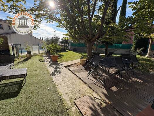 Maison à vendre 680 000 € 2 pièces 1 chambre 220 m² Avenue de Marseille-Liourat Vitrolles 13127