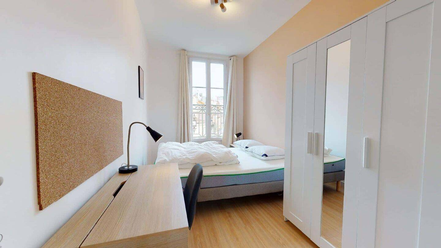 1 pièce 15 m² · à Marseille 1er Arrondissement · 15 m² · 573 €/mois