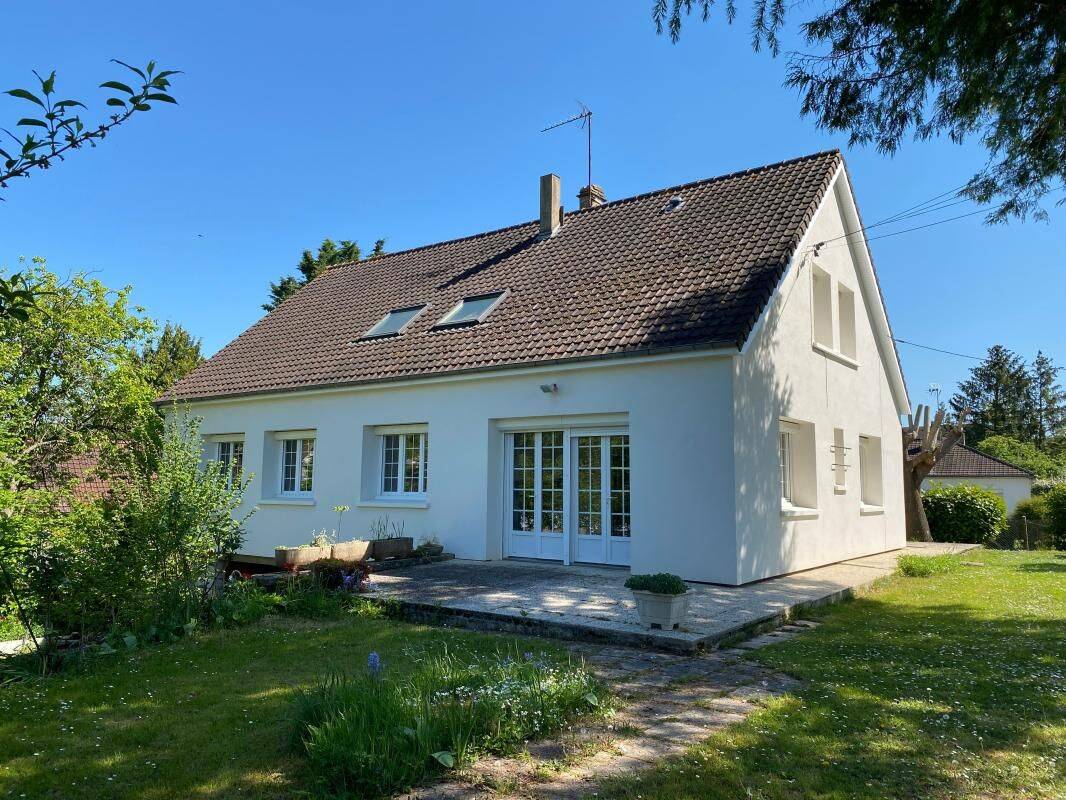 Maison 10 pièces 182 m² · à Évreux · 182,3 m² · 235 000 €