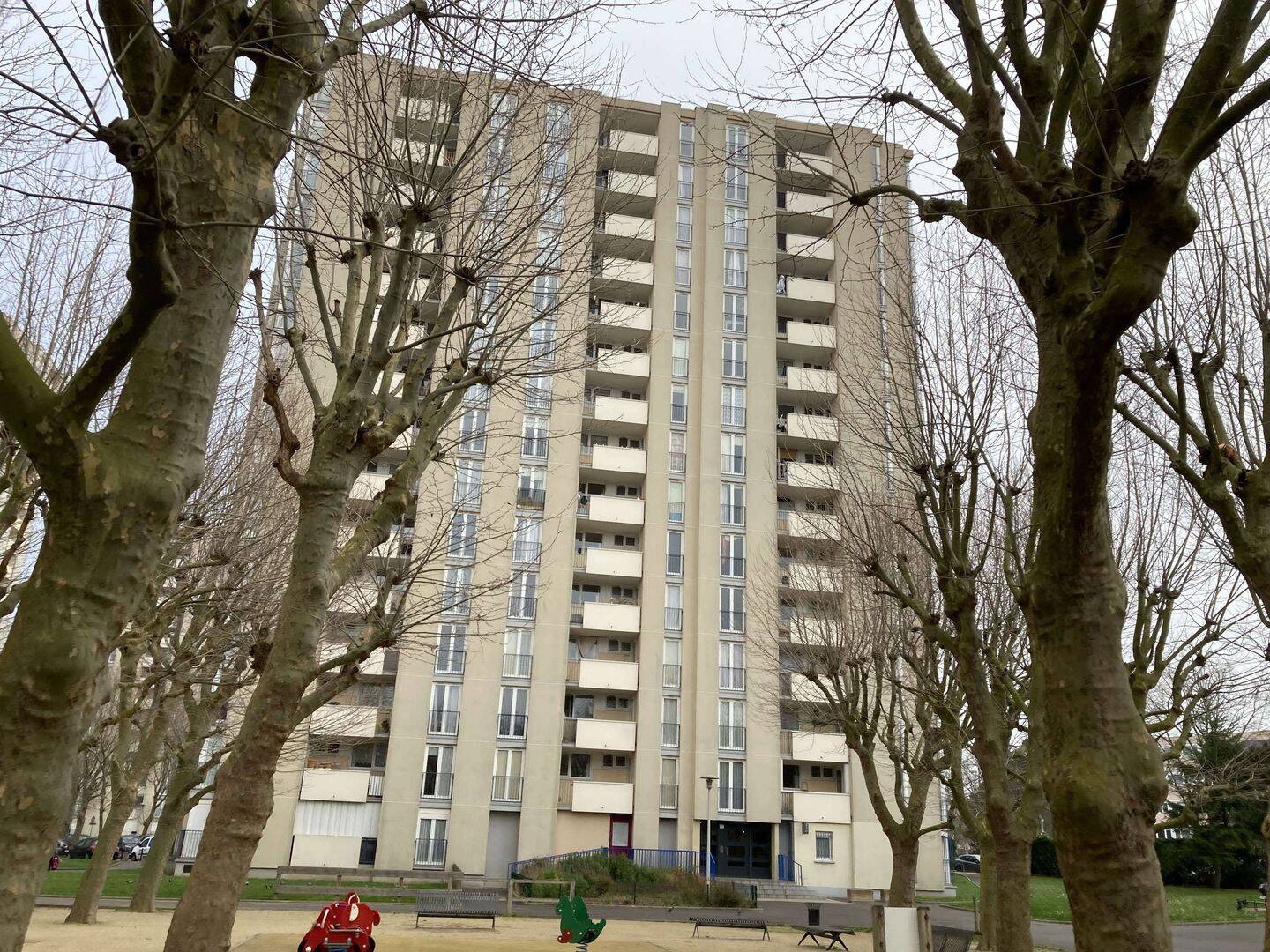 Appartement 4 pièces 72 m² · à L'Haÿ-les-Roses · 72 m² · 1 140 €
