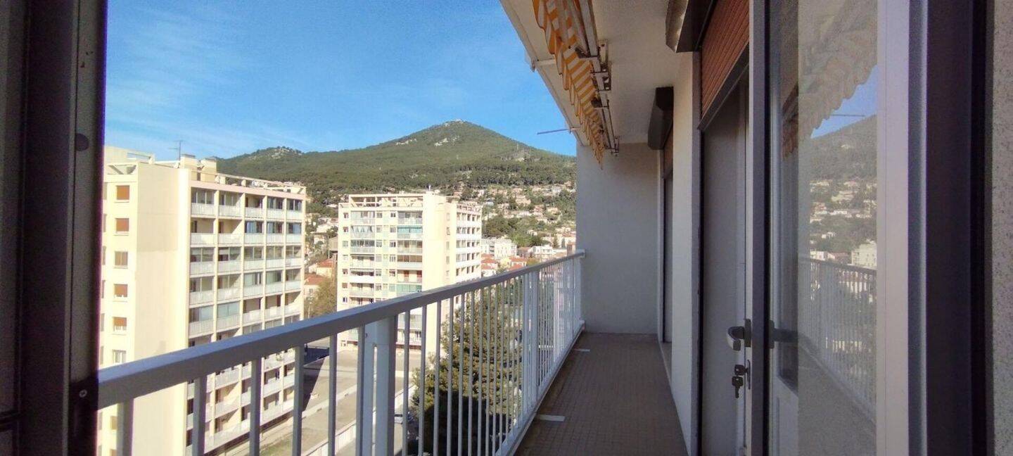 Appartement 3 pièces 76 m² · à La Valette-du-Var · 76,2 m² · 1 038 €/mois