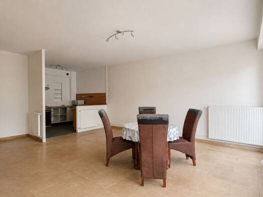 Appartement à vendre 263 700 € 2 pièces 1 chambre 61,6 m² RDC/2 Centre Ville Royan 17200