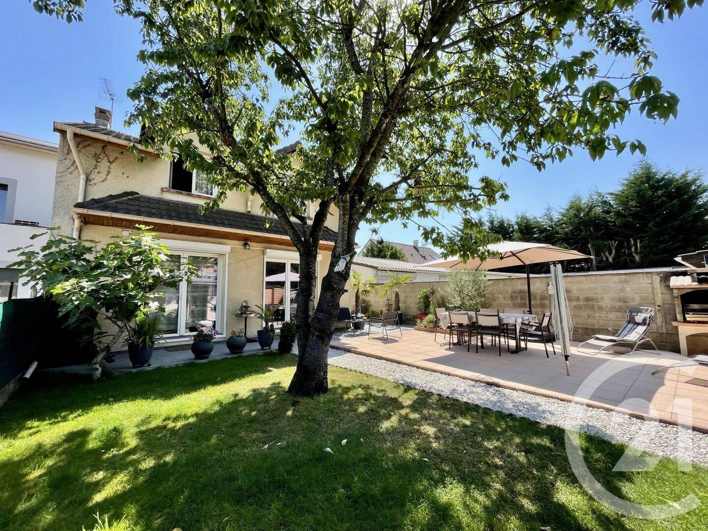 Maison 5 pièces 100 m² · à Tremblay-en-France · 99,9 m² · 315 000 €
