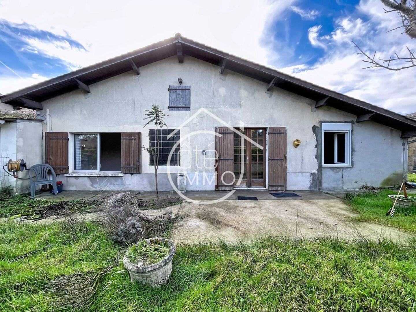 Maison 4 pièces 113 m² · à Lamothe-Montravel · 113 m² · 76 000 €