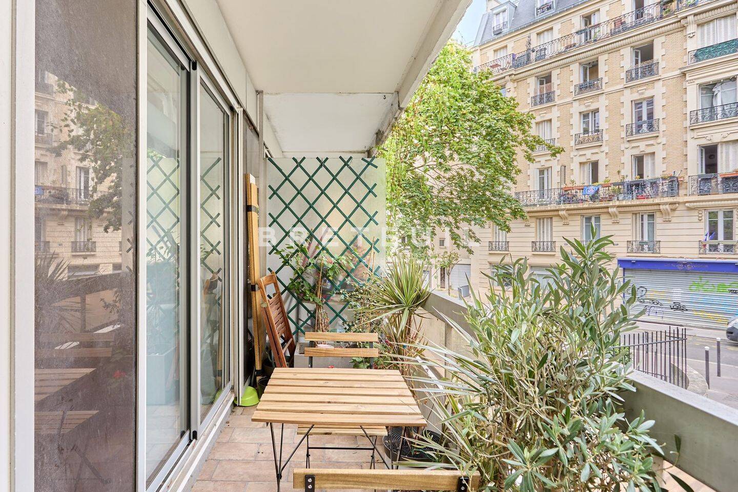 Appartement 2 pièces 57 m² · à Paris 15ème Arrondissement · 56,6 m² · 550 000 €