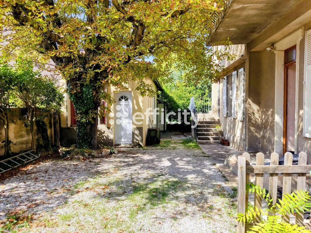 Maison 9 pièces 140 m² · à Aix-en-Provence · 140 m² · 850 000 €
