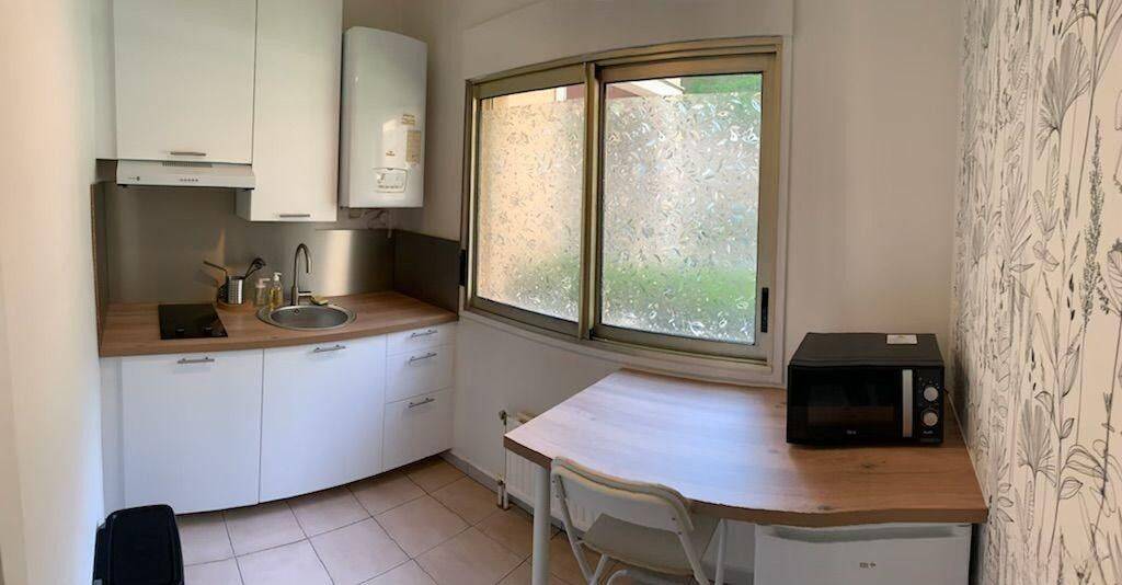 Appartement 1 pièce 21 m² · à Sainte-Foy-lès-Lyon · 21 m² · 550 €