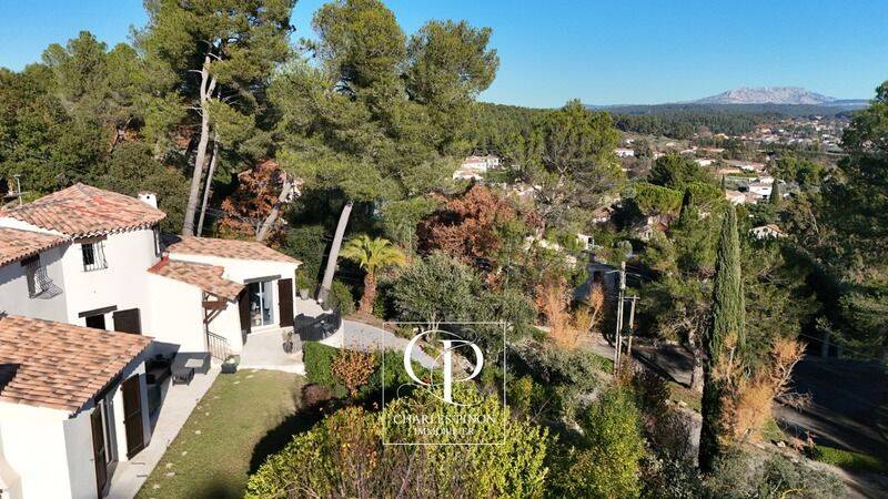 Maison 6 pièces 140 m² · à Bouc-Bel-Air · 140 m² · 850 000 €